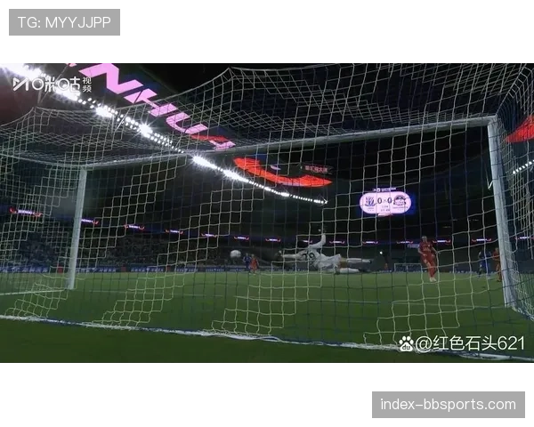 拉唐四球含一点球并列射手榜首 申花前锋成进攻核心